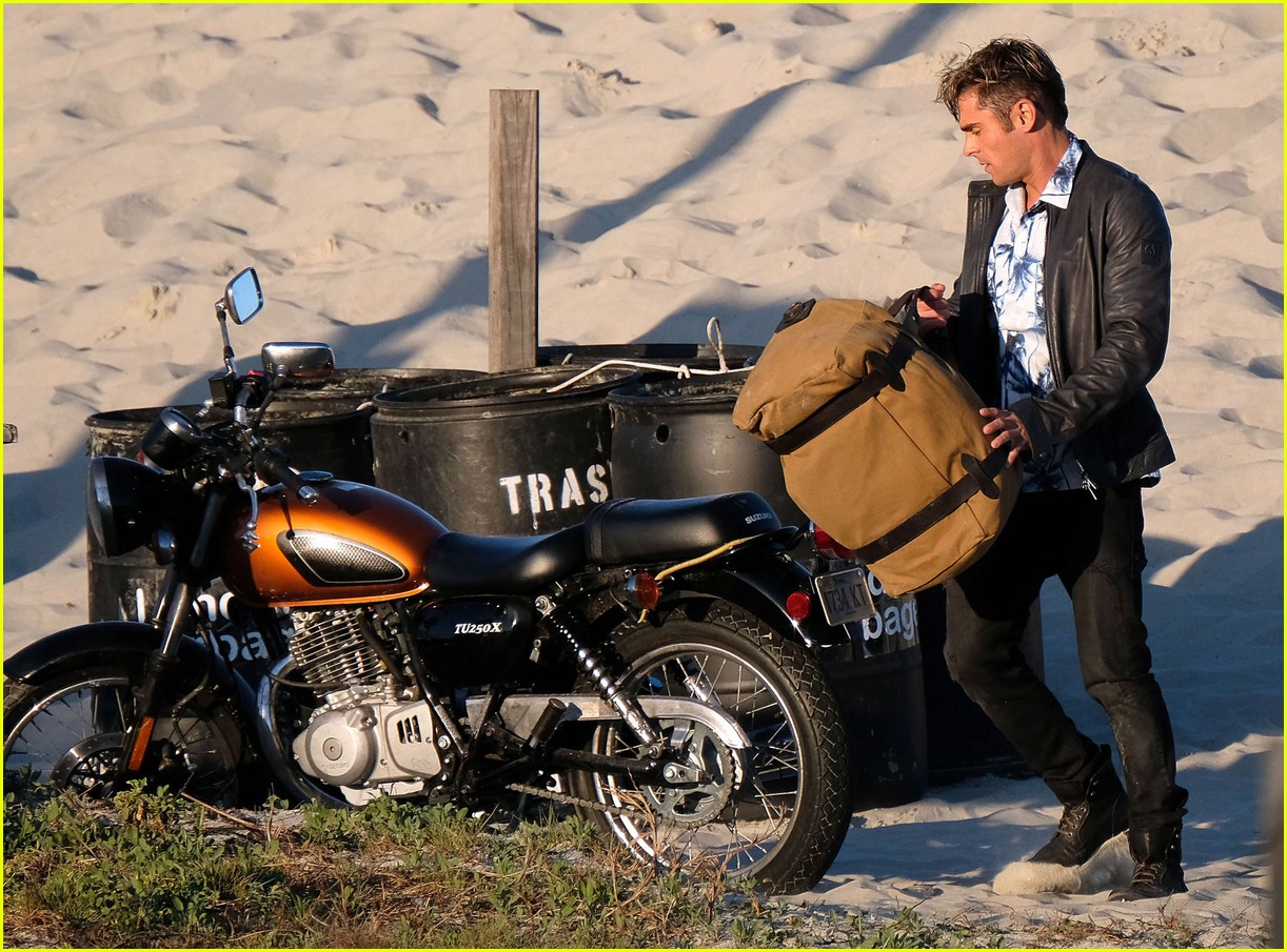 Zac Efron Changes Up Look While Filming 'Baywatch'