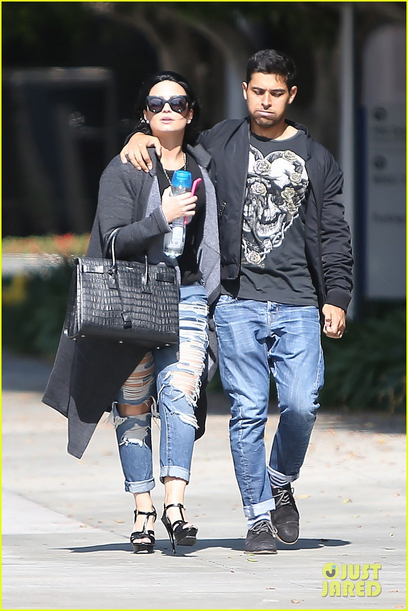 Demi Lovato Spends Time with Boyfriend Wilmer Valdderama After Announcing Miguel Collaboration
