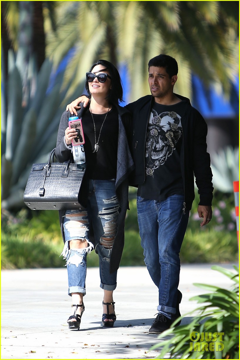 Demi Lovato Spends Time with Boyfriend Wilmer Valdderama After Announcing Miguel Collaboration