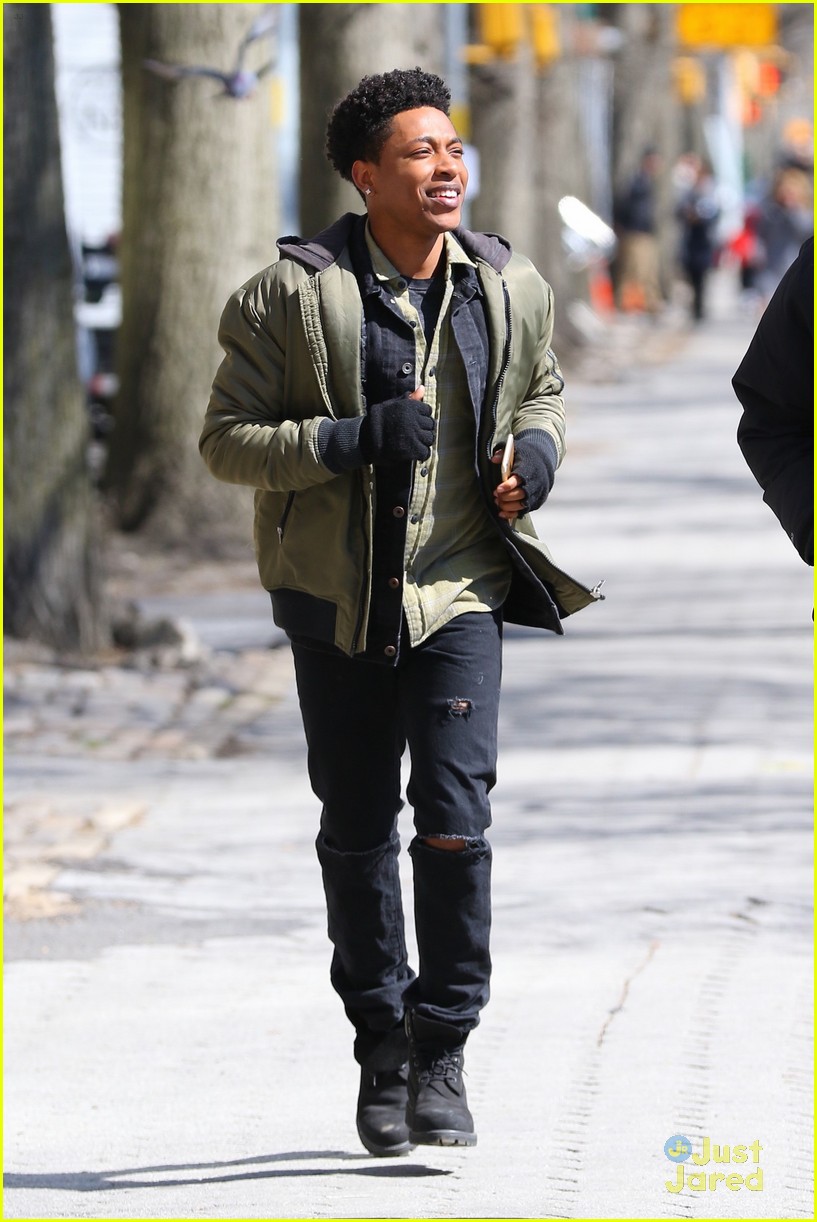 Jacob Latimore Grabs 'Collateral Beauty' Star-Studded Selfie in NYC