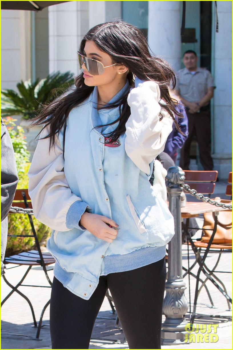 Kylie Jenner Thanks Her Fans For All Their Support