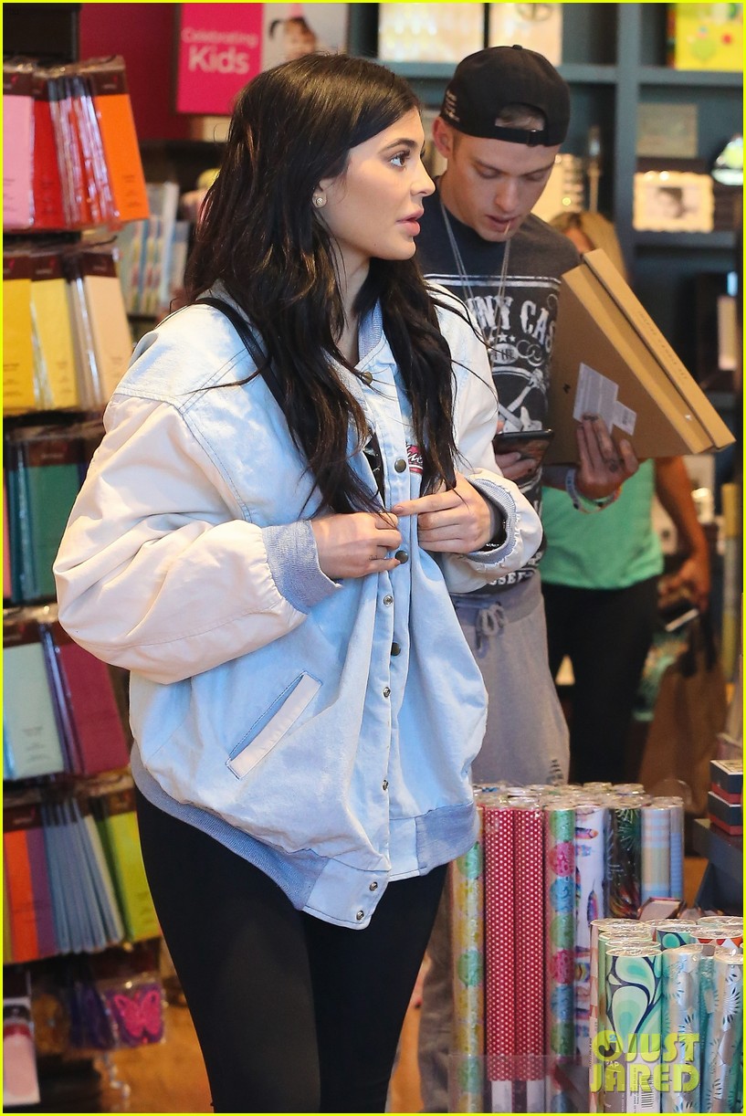 Kylie Jenner Thanks Her Fans For All Their Support