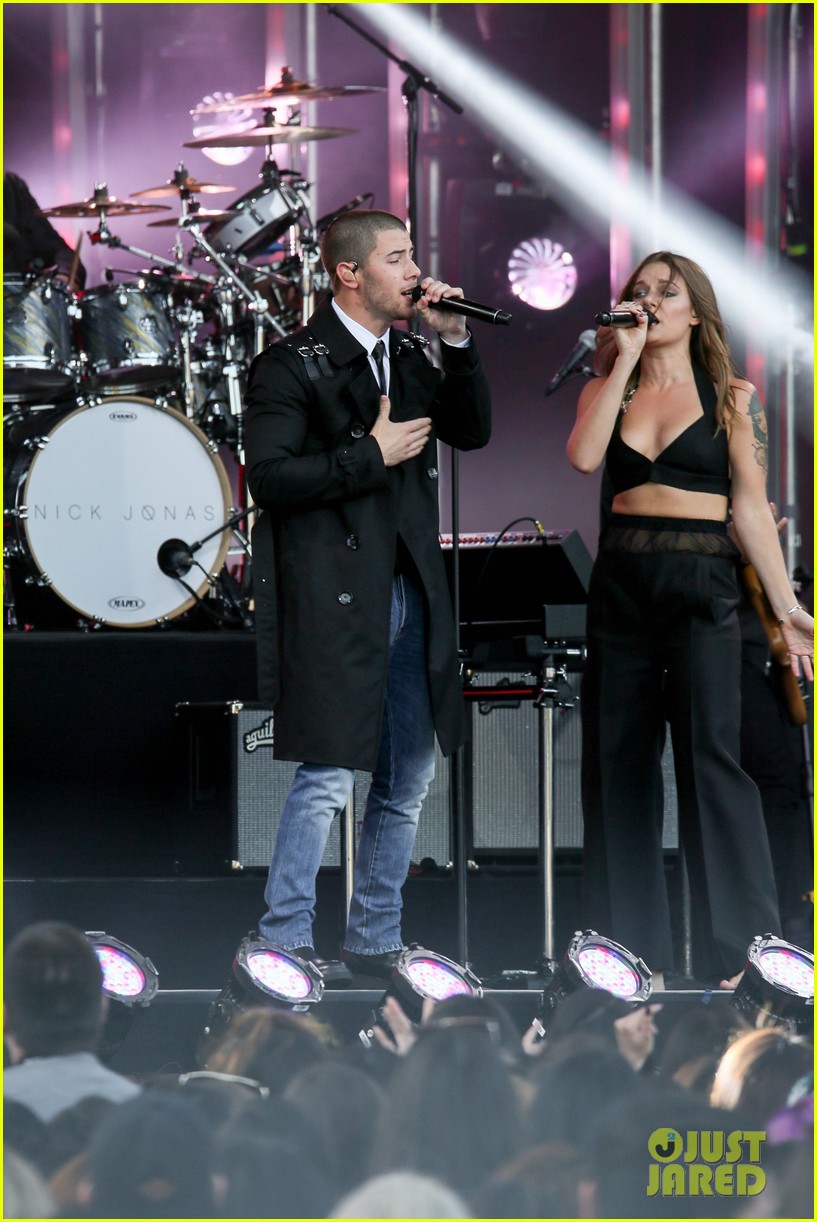 Nick Jonas Joins Tove Lo for 'Close' Performance on 'Jimmy Kimmel Live!'