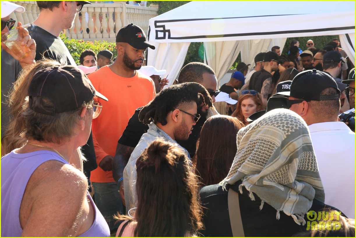 Kendall & Kylie Jenner Party with Bootsy Bellows at Coachella!