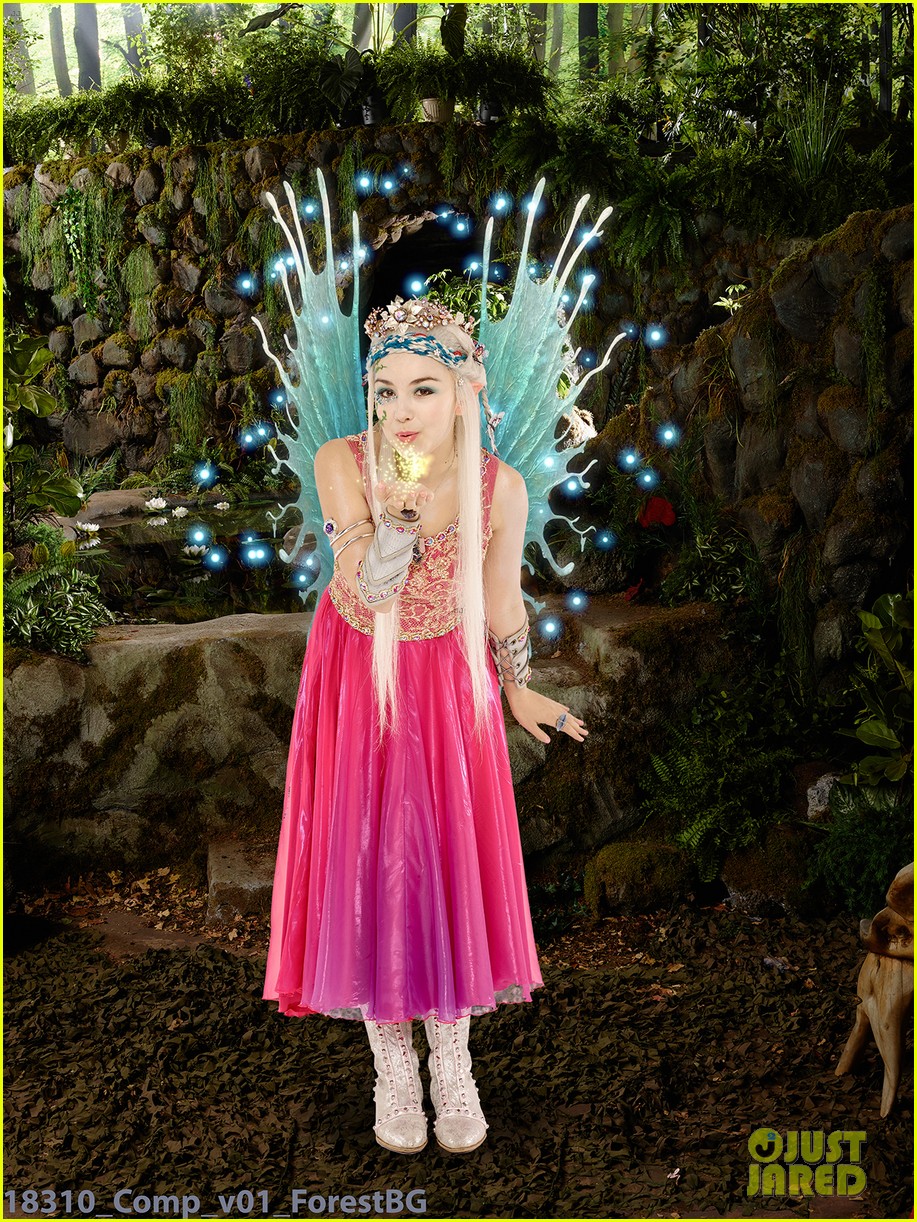 Esther Zynn Stars in This Exclusive 'The Other Kingdom' Clip - Watch Now!