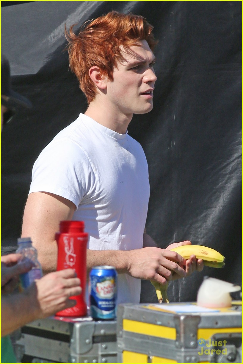 KJ Apa Goes Shirtless on 'Riverdale' Set - See The Pics!