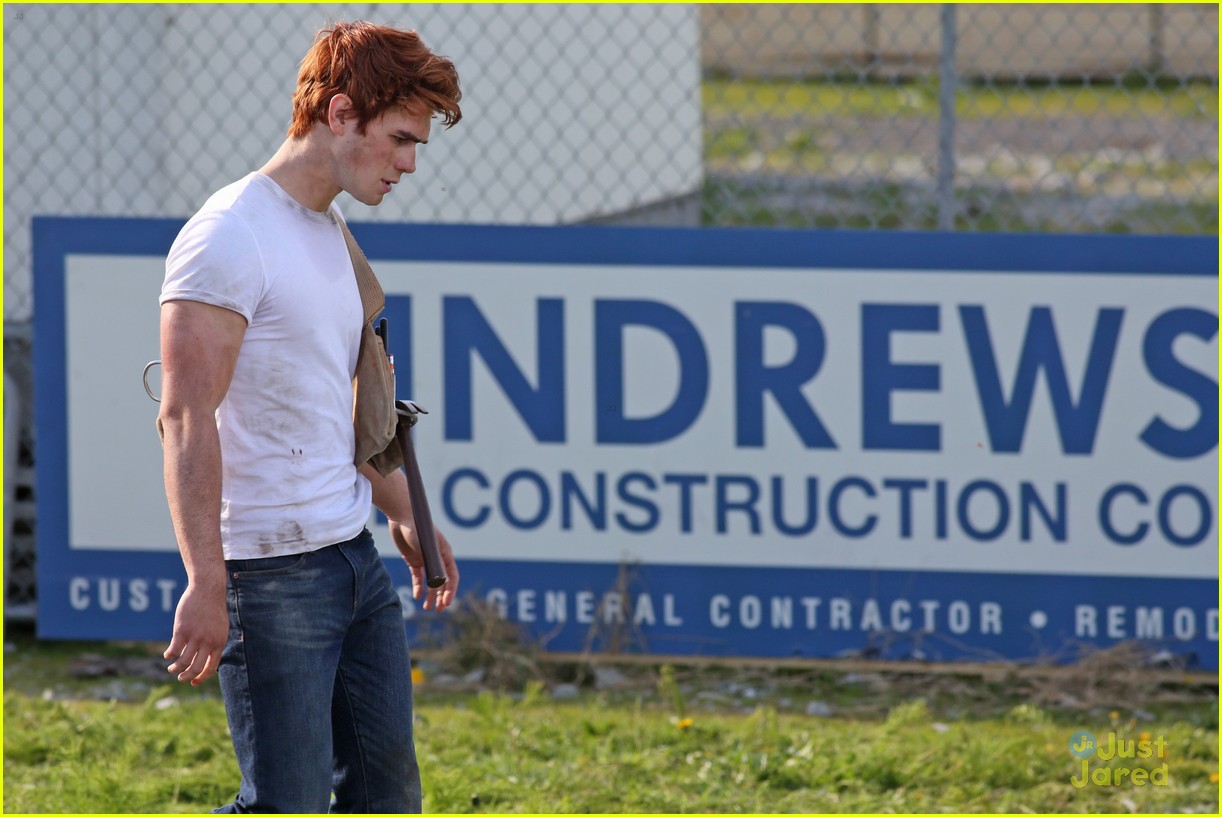 KJ Apa Goes Shirtless on 'Riverdale' Set - See The Pics!
