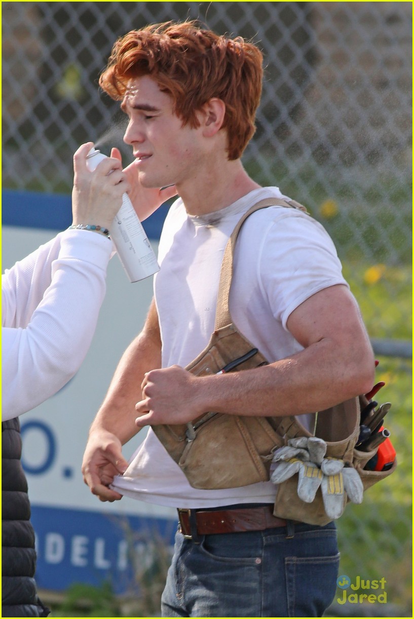 KJ Apa Goes Shirtless on 'Riverdale' Set - See The Pics!