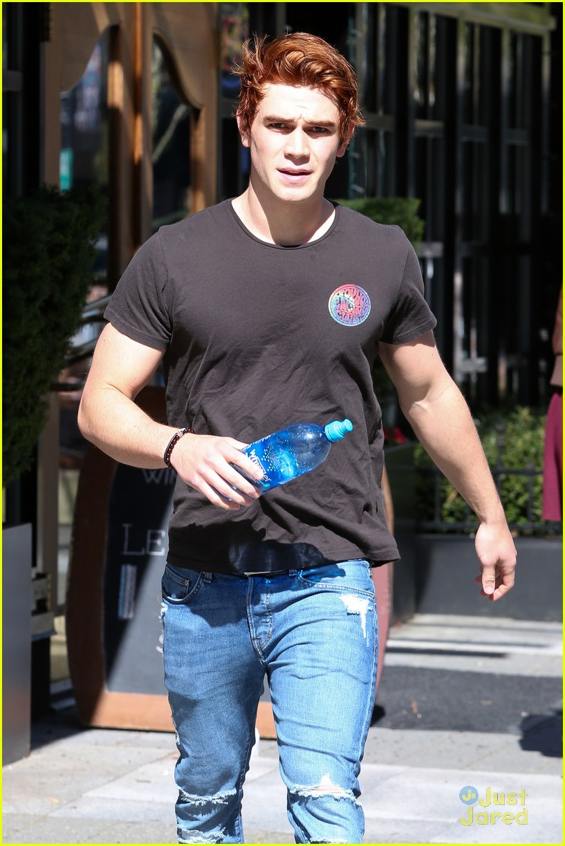 KJ Apa Goes Shirtless on 'Riverdale' Set - See The Pics!