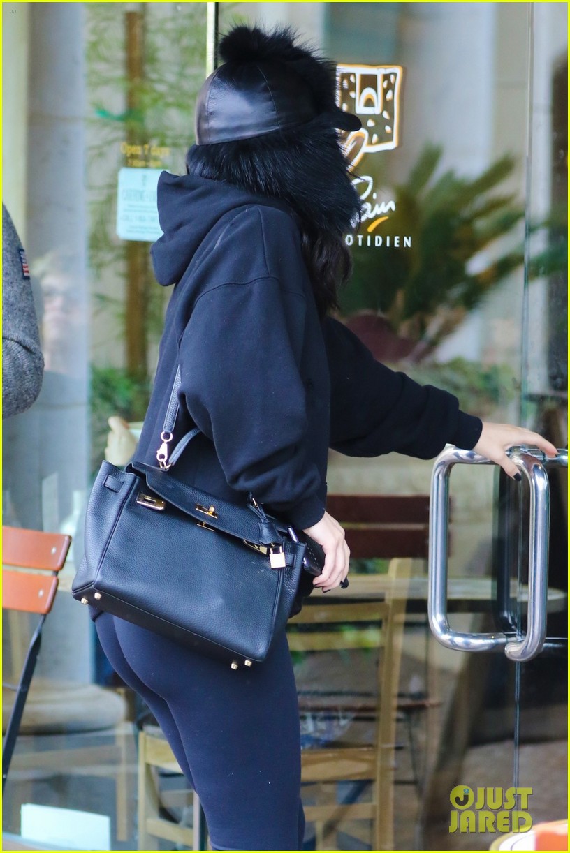 Kylie Jenner & Jordyn Woods Brave Rain For Lunch in LA