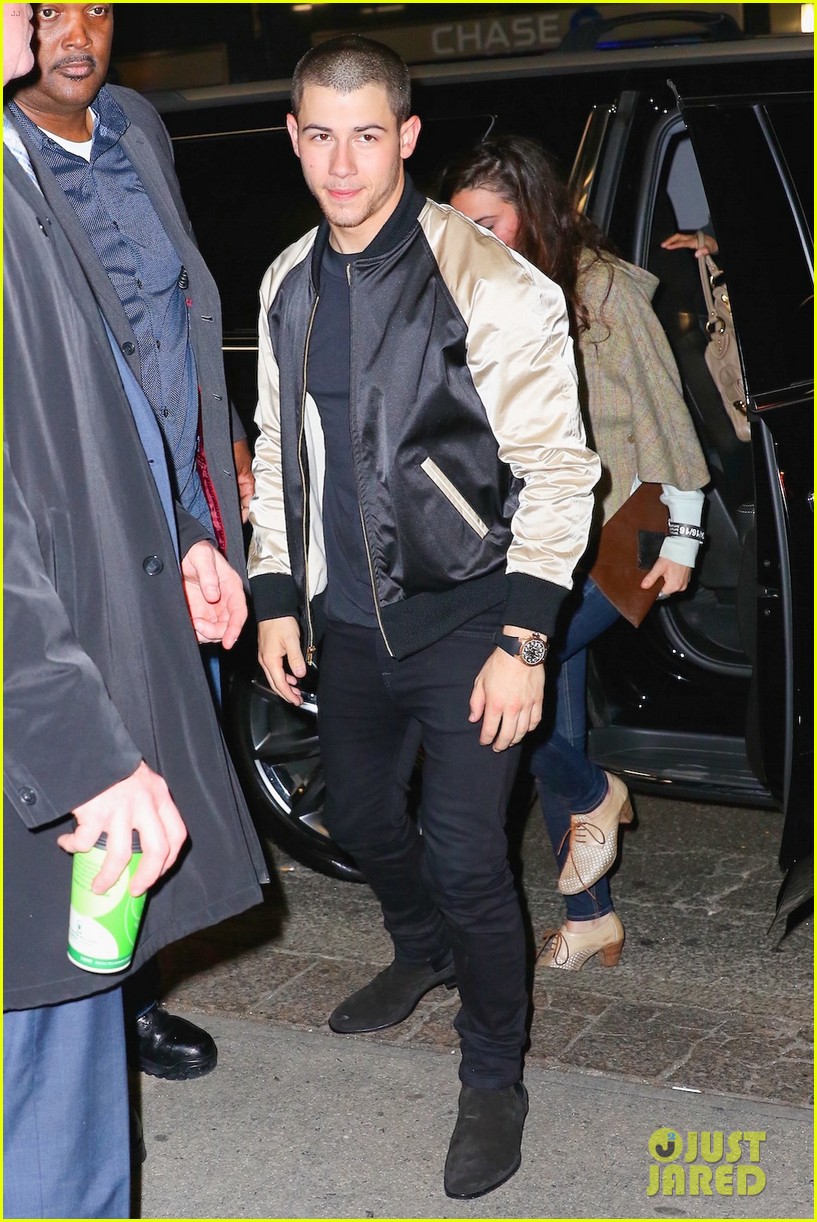 Nick Jonas Shows Off Major Muscle in 'Saturday Night Live' Skit