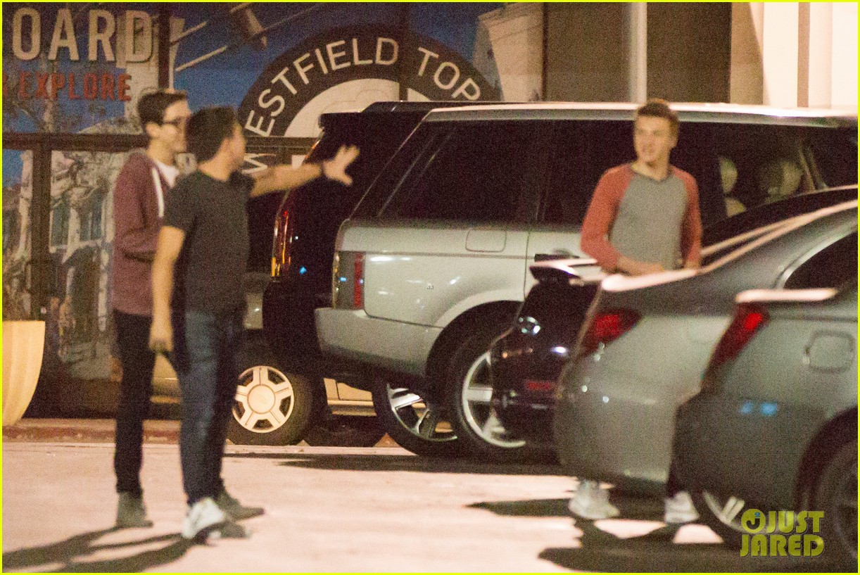 Bradley Steven Perry & Jake Short Hang Out With 'Mighty Med' Guys at the Mall