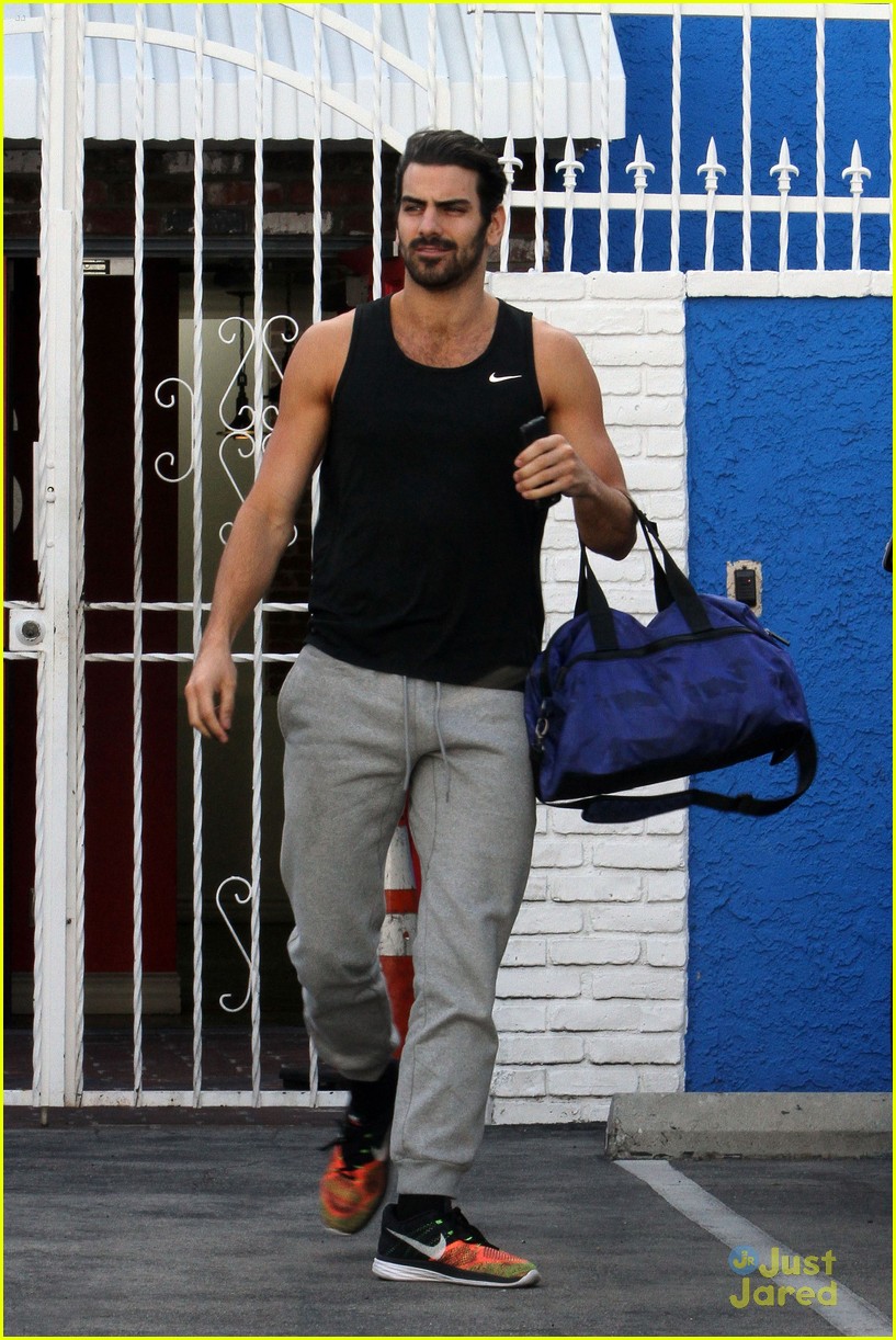 Sharna Burgess Meets Tyra Banks During Dance Practice With Nyle DiMarco