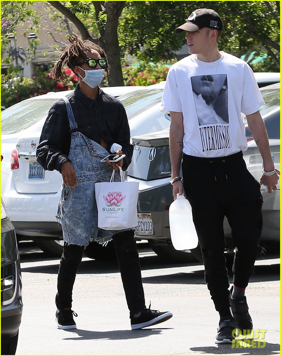 Jaden Smith Keeps His Face Covered with a Medical Mask