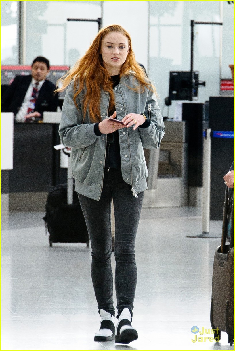 Sophie Turner Hints At Sansa Stark's Storyline For New Season of 'Game of Thrones'