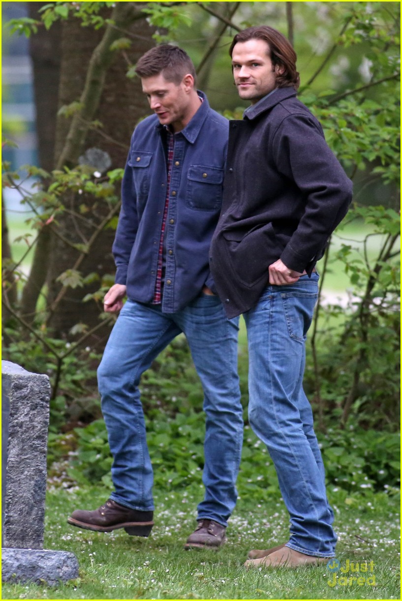 Jensen Ackles & Jared Padalecki Hug It Out on 'Supernatural' Set in Vancouver