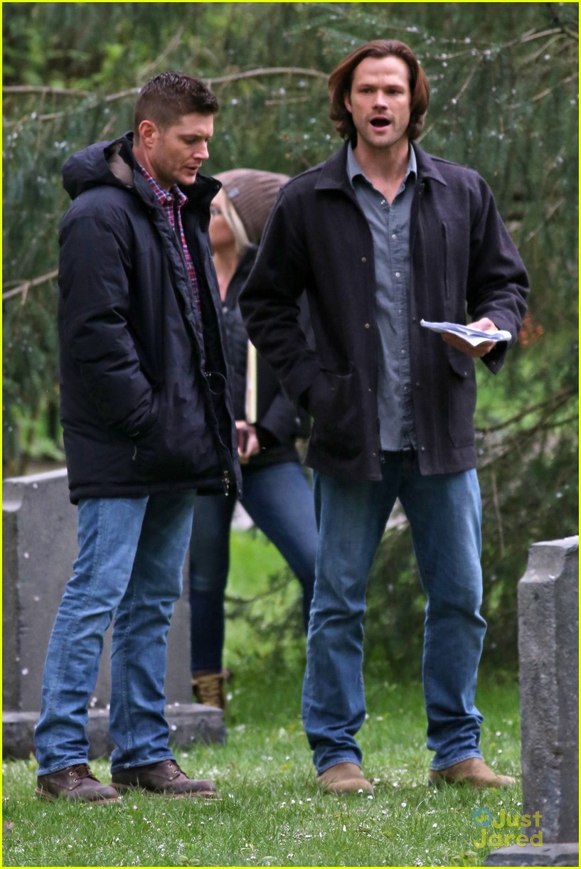 Jensen Ackles & Jared Padalecki Hug It Out on 'Supernatural' Set in Vancouver