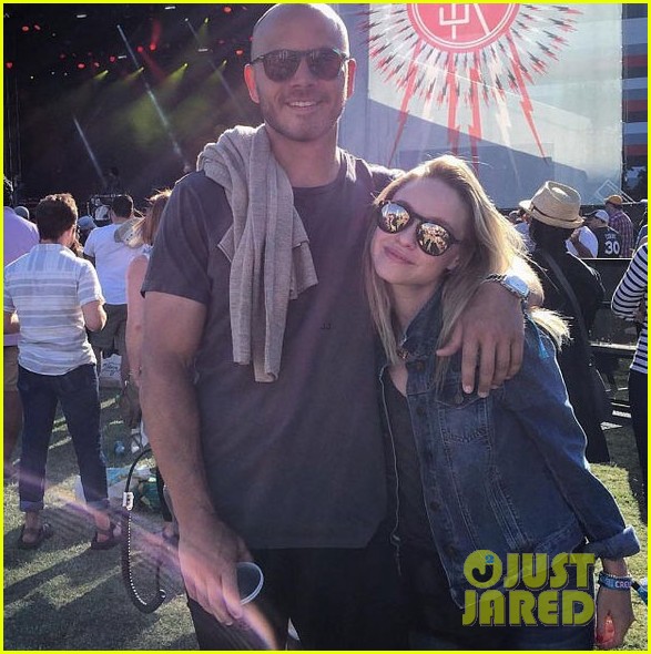'Glee' Alum Becca Tobin is Engaged!