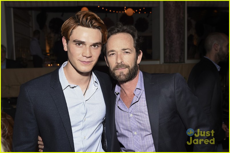 Cole Sprouse Celebrates CW's Upfronts with Danielle Panabaker & 'Riverdale' Cast