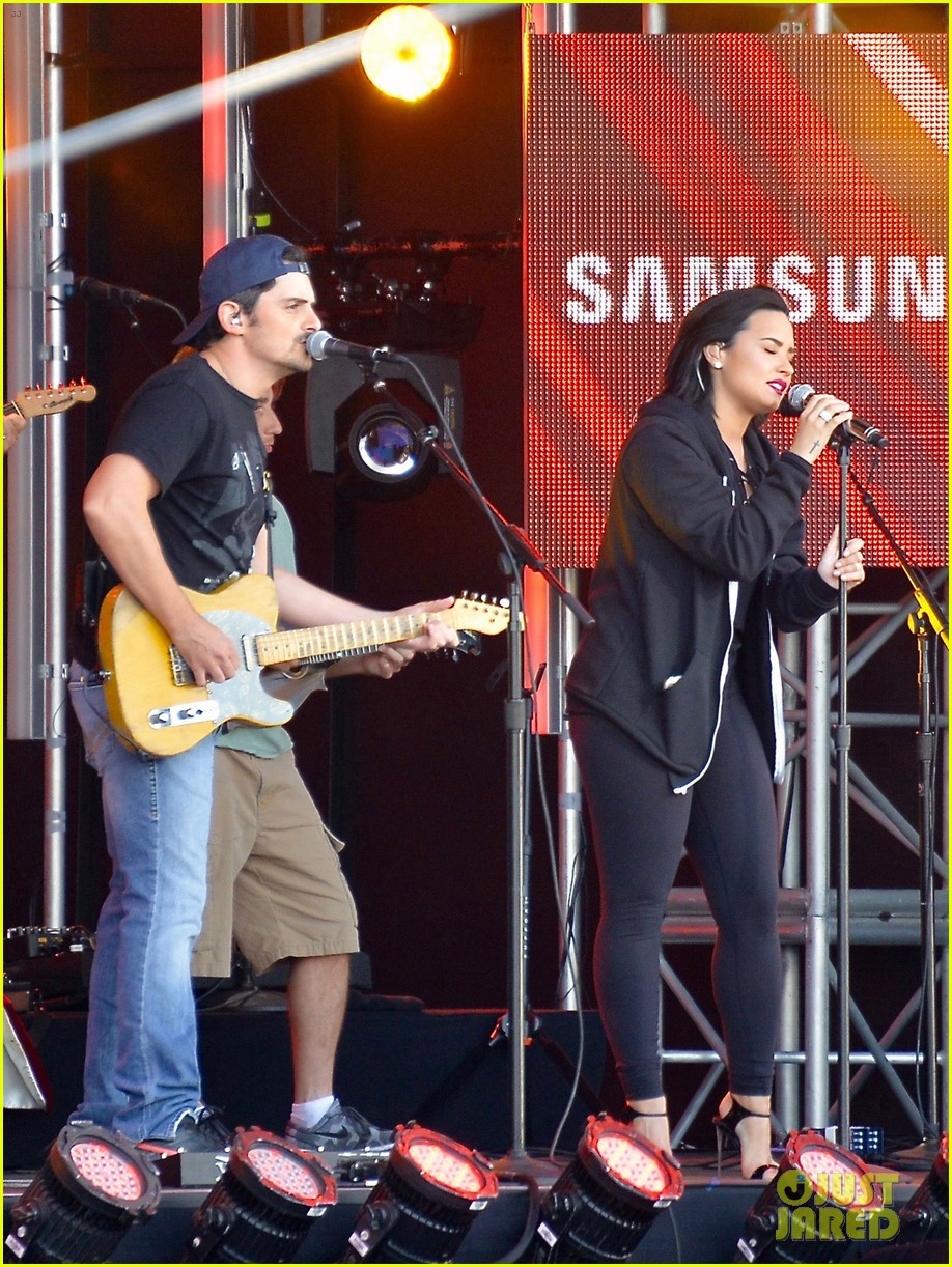 Demi Lovato & Wilmer Valderrama Have a Night Out After 'Jimmy Kimmel' Taping