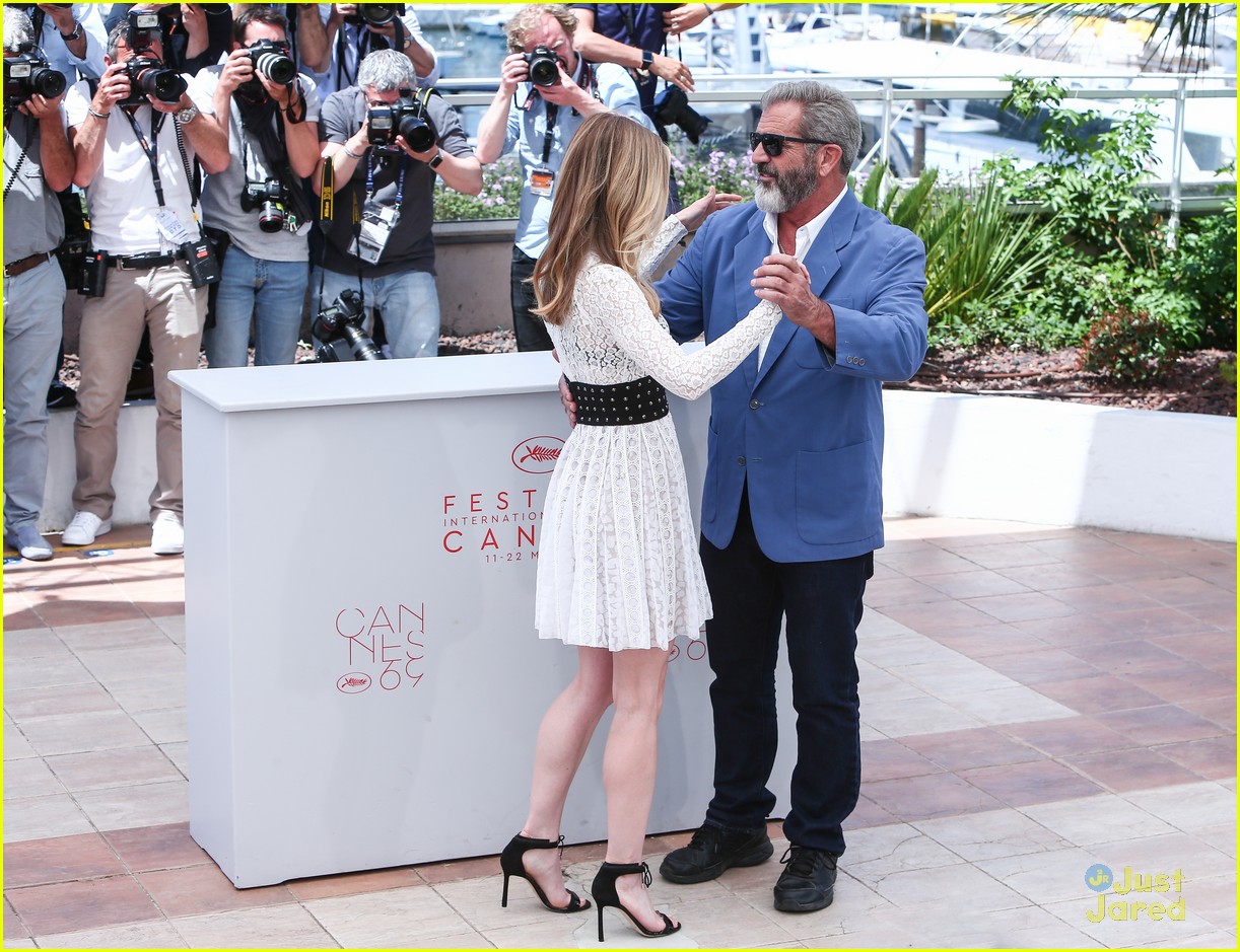Erin Moriarty Dances With Mel Gibson At 'Blood Father' Photo Call in Cannes