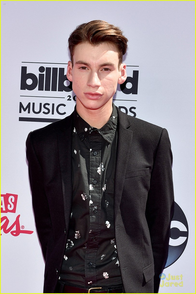 Forever In Your Mind Bring A 'Hurricane' To Billboard Music Awards 2016