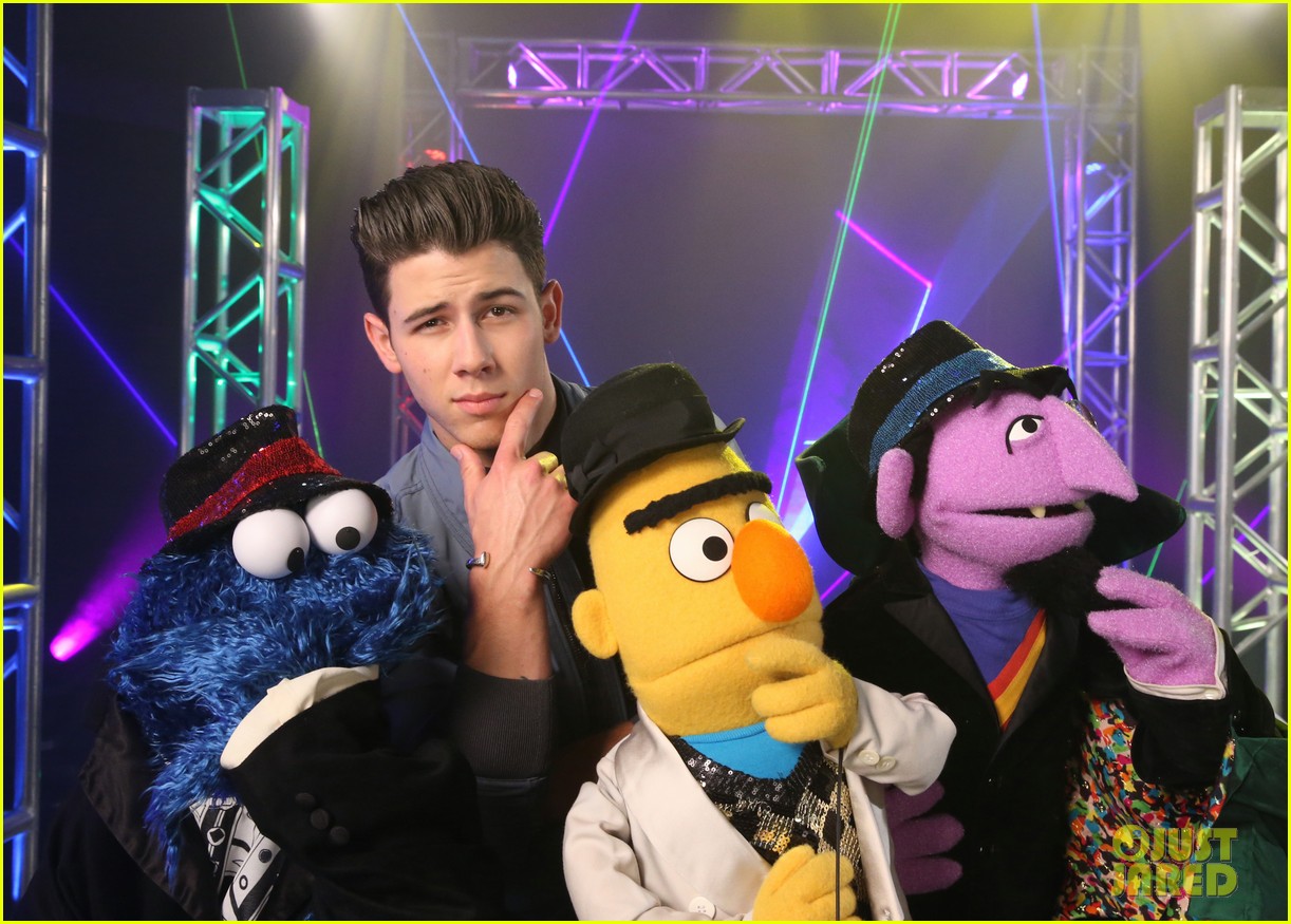 Nick Jonas Sings 'Check That Shape' on 'Sesame Street' - Watch!