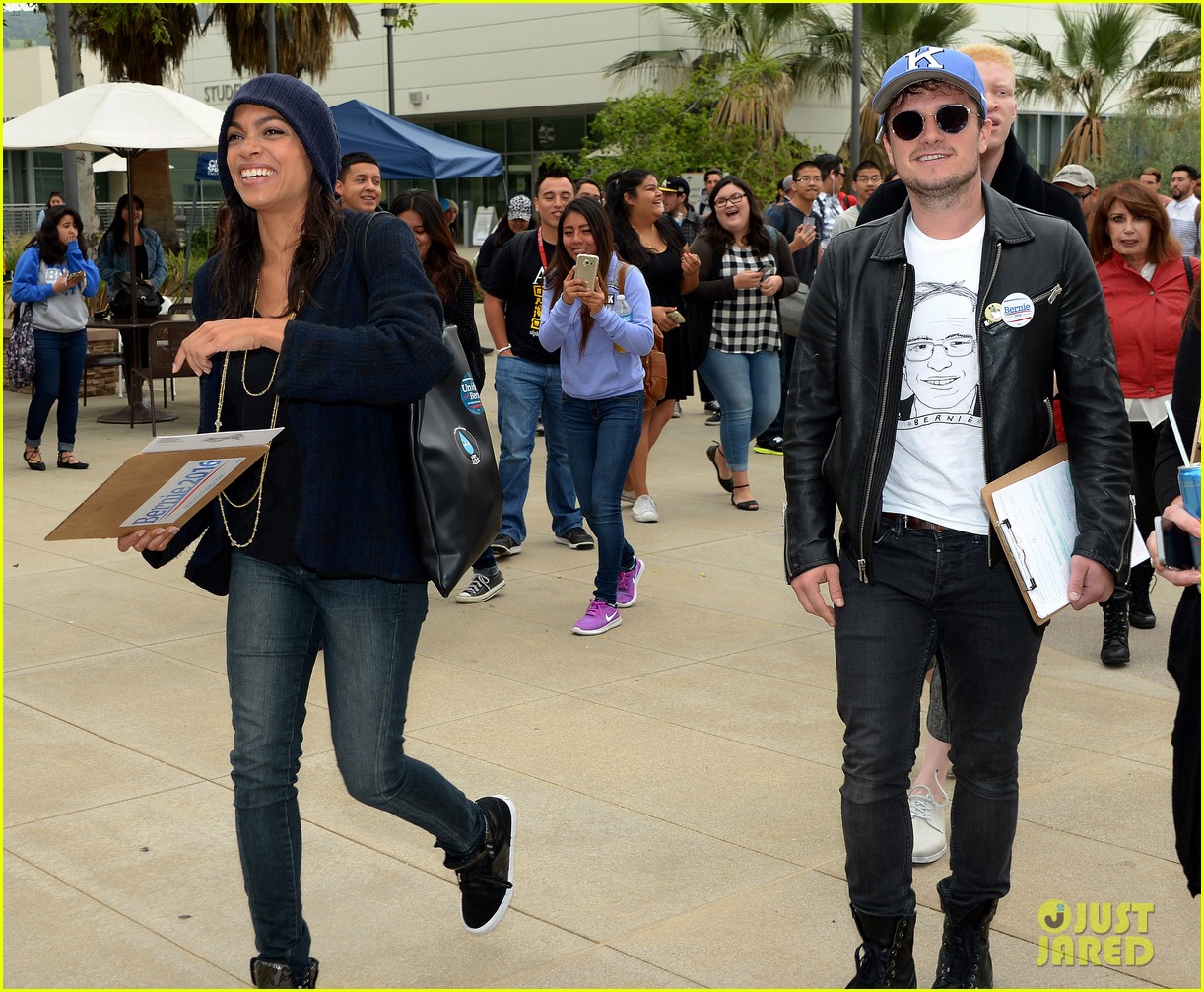 Josh Hutcherson Shows His Support for Bernie Sanders