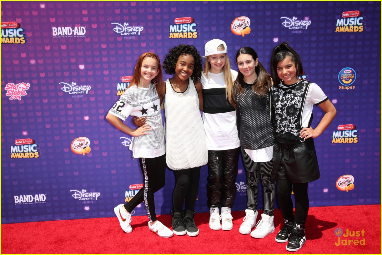 Kara Royster & Asia Monet Ray Hit Up Radio Disney Music Awards 2016