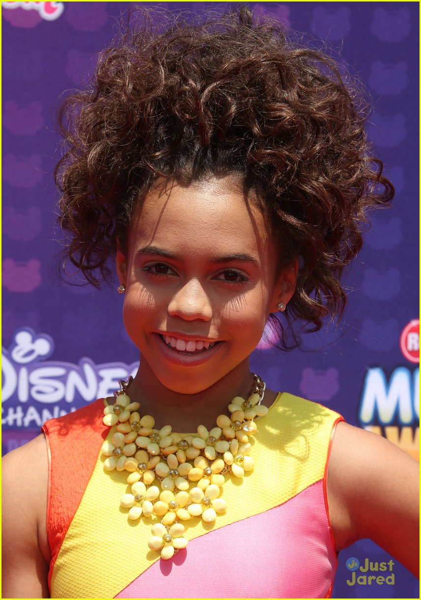 Kara Royster & Asia Monet Ray Hit Up Radio Disney Music Awards 2016