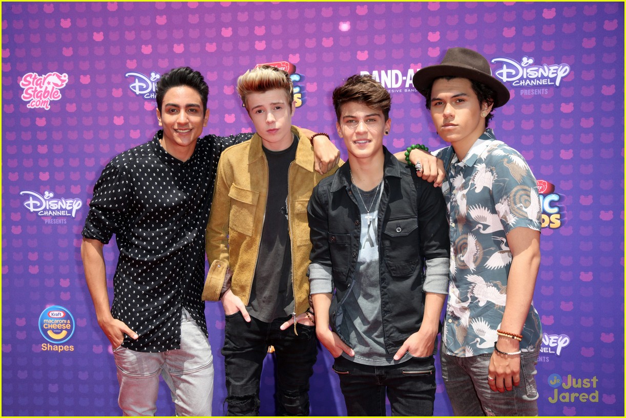 Kara Royster & Asia Monet Ray Hit Up Radio Disney Music Awards 2016