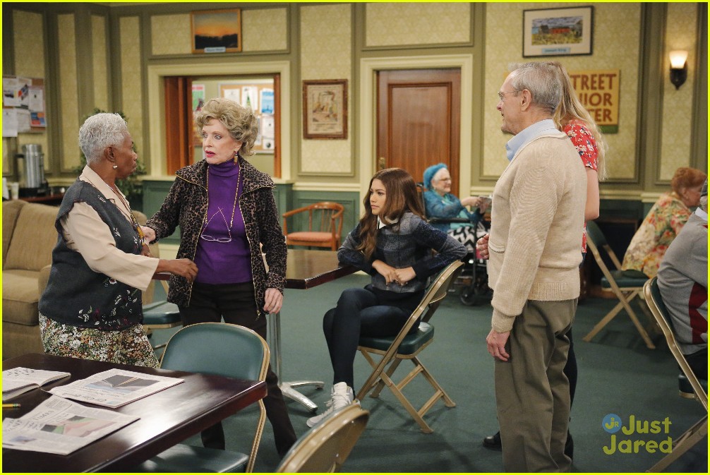 Zendaya Becomes An Old Man on Tonight's 'K.C. Undercover'