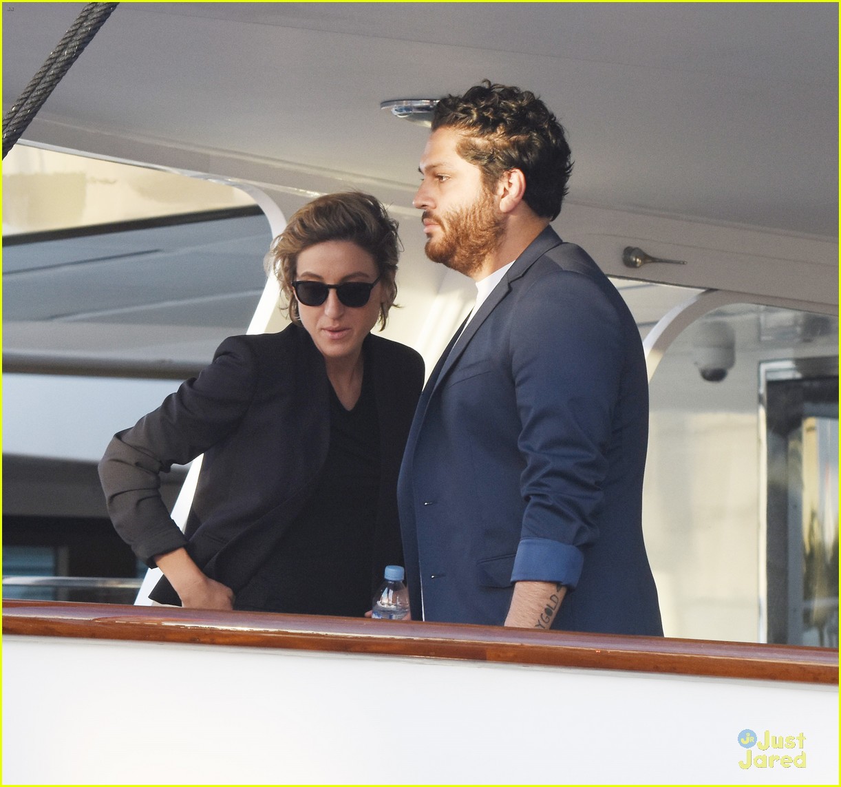 Kristen Stewart Holds Hands With Alicia Cargile at Cannes 2016 Party