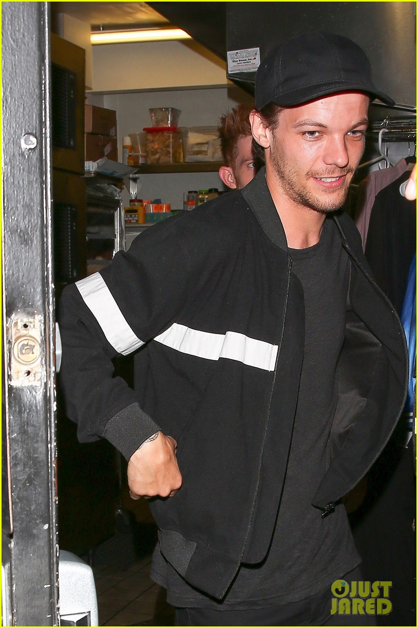 Louis Tomlinson Grabs Dinner at the Nice Guy