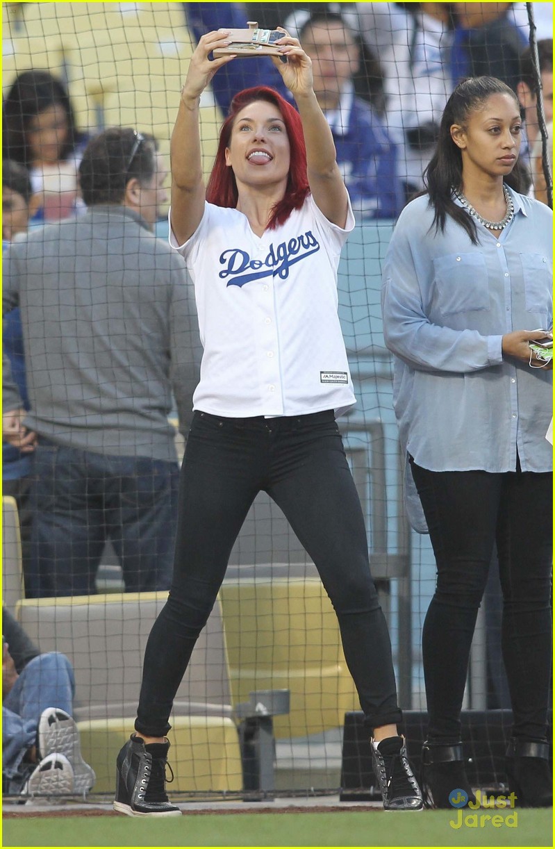 Sharna Burgess & Antonio Brown Throw Out First Pitch at Dodgers Game