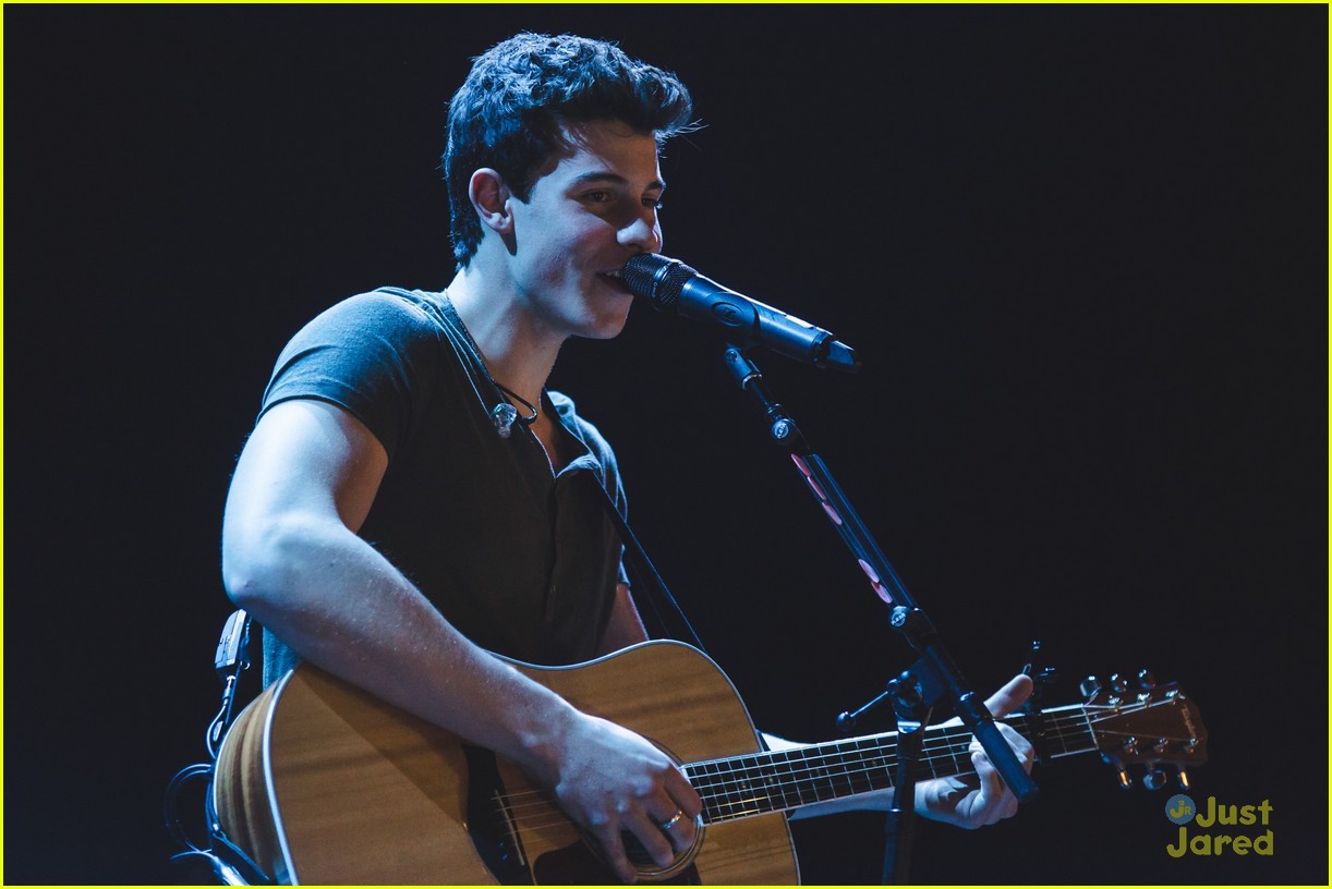 Shawn Mendes' Mom Freaks Out When He Mentions Moving Out