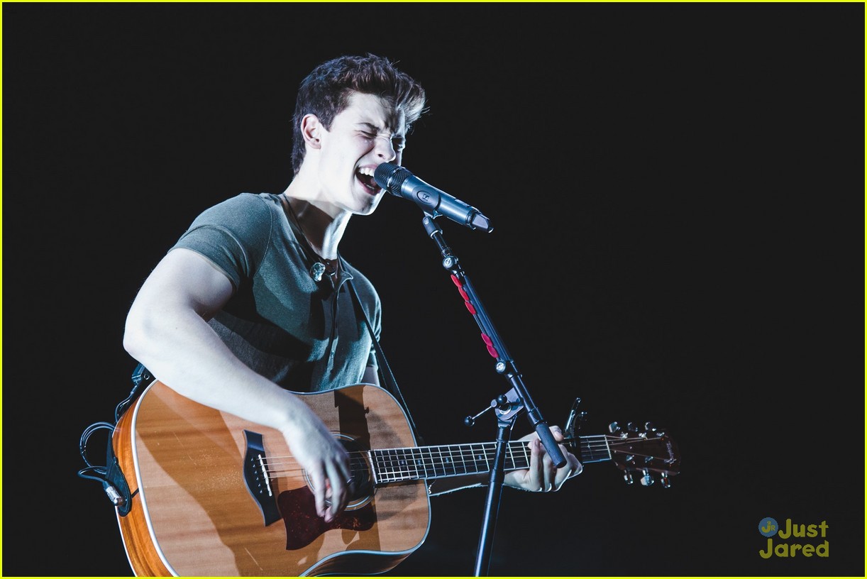 Shawn Mendes' Mom Freaks Out When He Mentions Moving Out