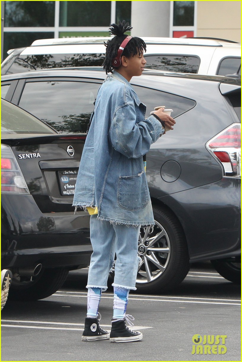 Willow & Jaden Smith Say Happy Mother's Day to Jada