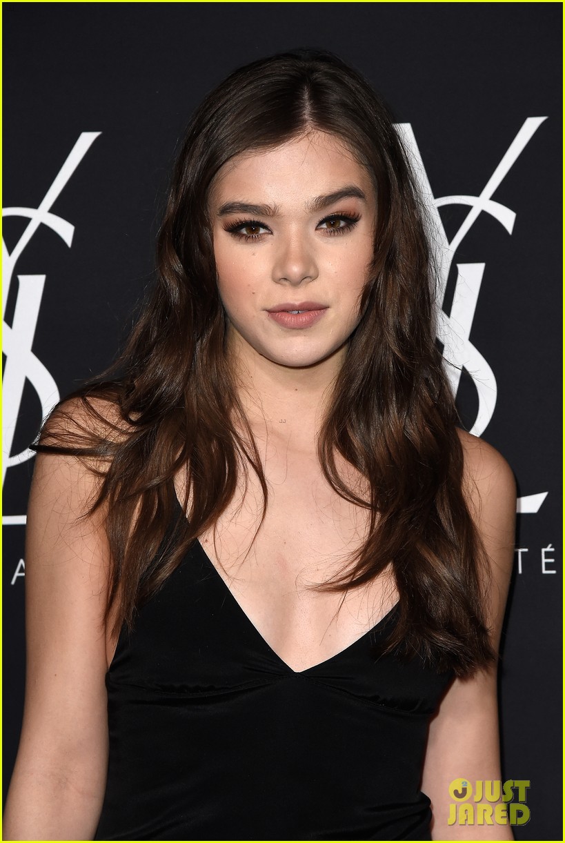 Zoe Kravitz Celebrates Yves Saint Laurent Beauty With Hailee Steinfeld