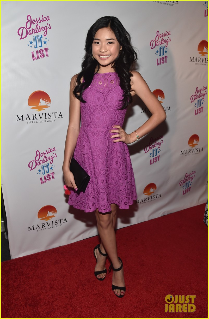 Debby Ryan Premieres 'Jessica Darling's It List' With the Whole Cast!