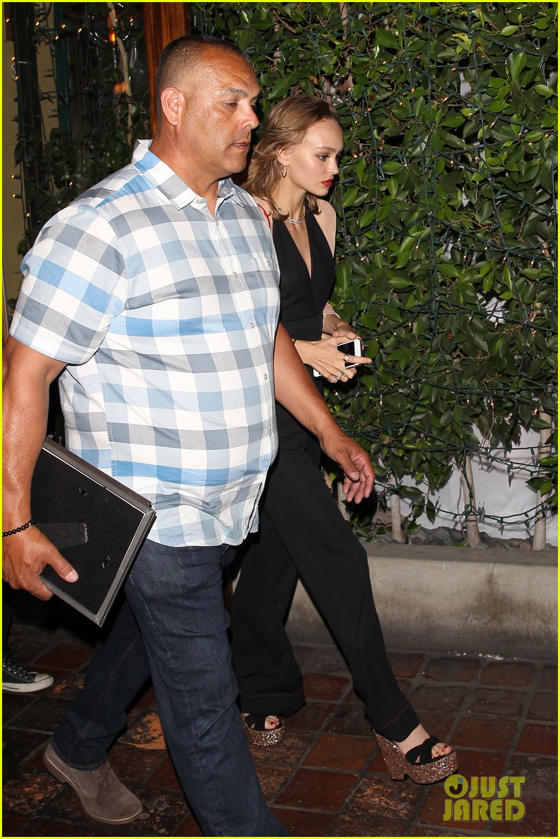 Lily-Rose Depp Grabs Dinner With Dad Johnny Depp
