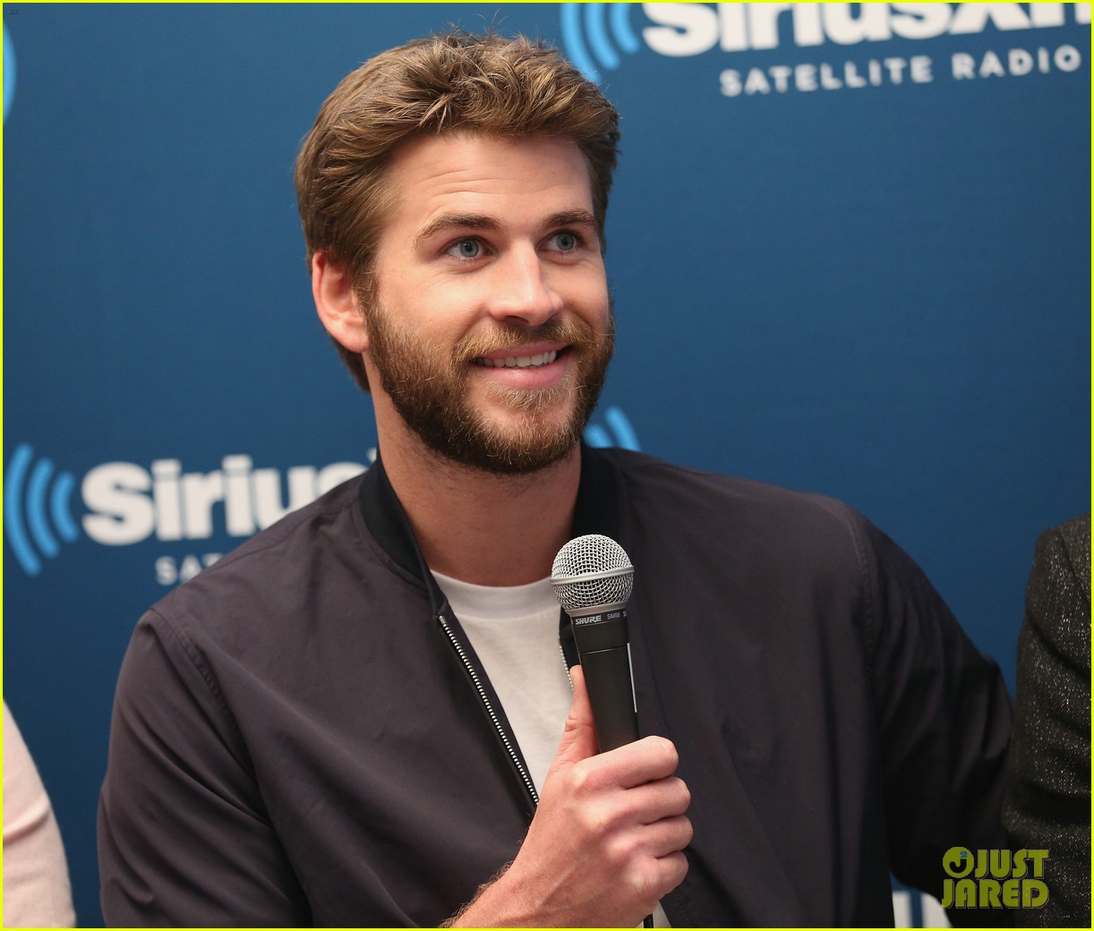 Liam Hemsworth & Miley Cyrus Get to Work in NYC After Date Night