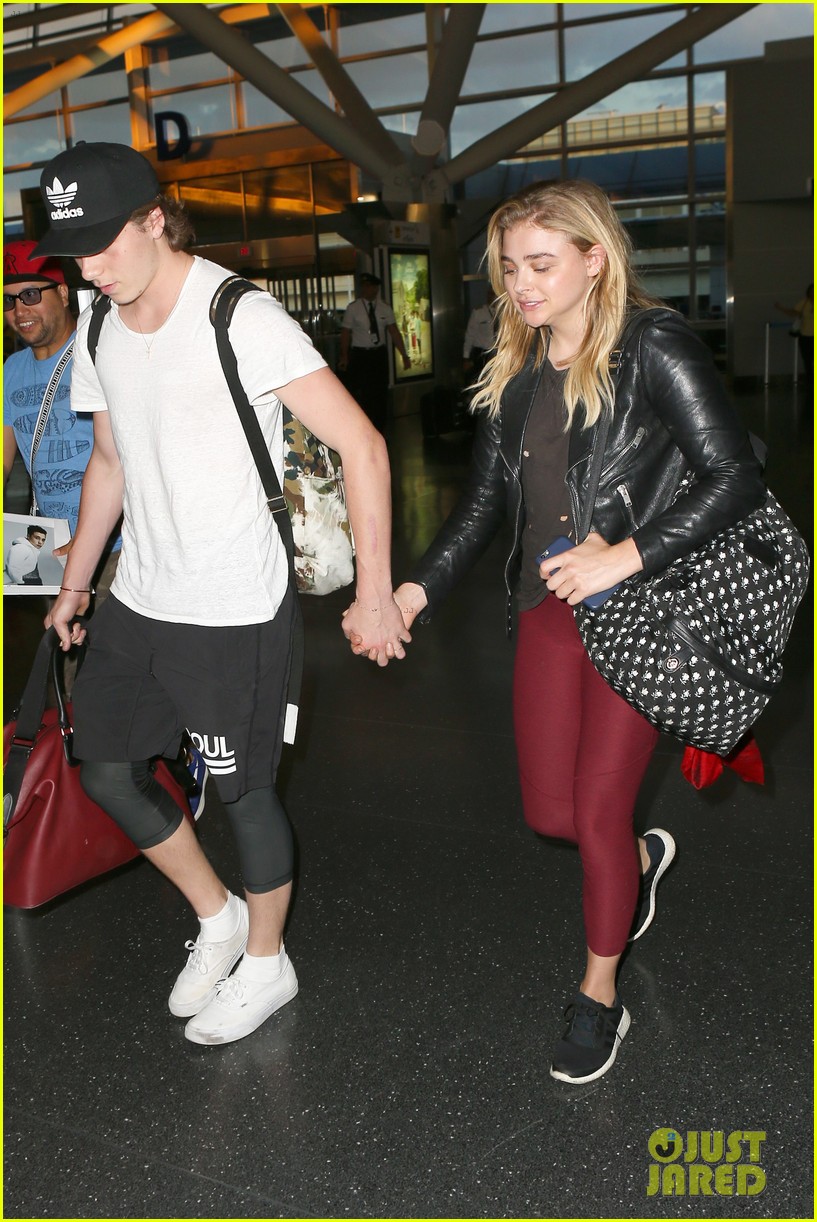 Chloe Moretz & Brooklyn Beckham Jet Back to L.A. After Her Photo Shoot