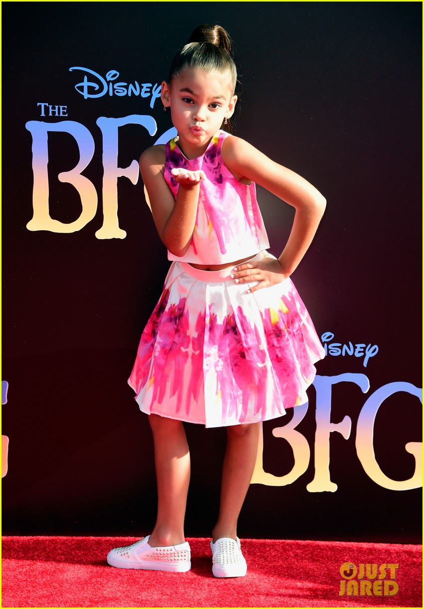 Ruby Barnhill Brings 'The BFG' to Hollywood