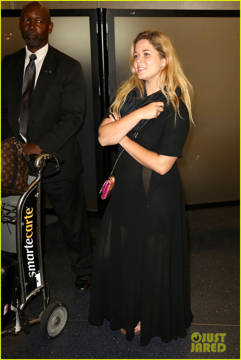 Sasha Pieterse Holds Hands With Fiance Hudson Sheaffer in the Bahamas