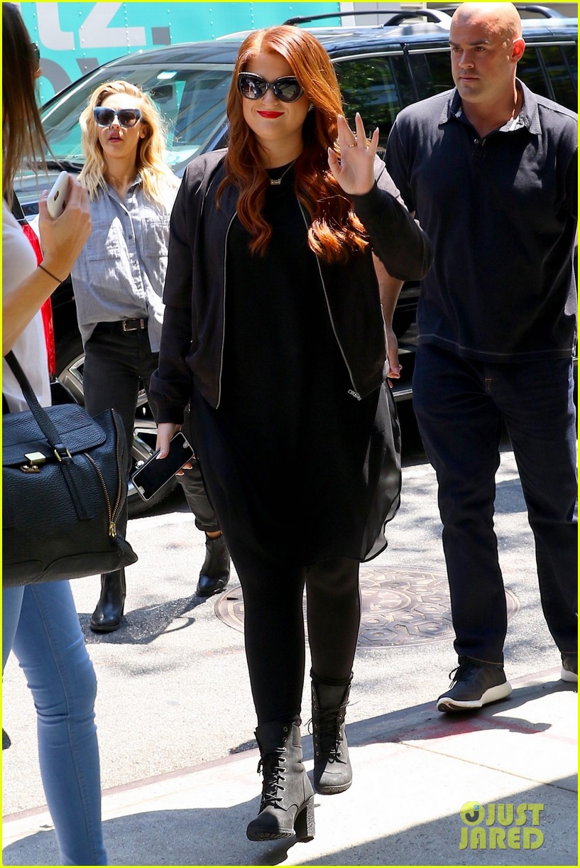 Meghan Trainor & Kathy Griffin Test Out Snapchat Filters!