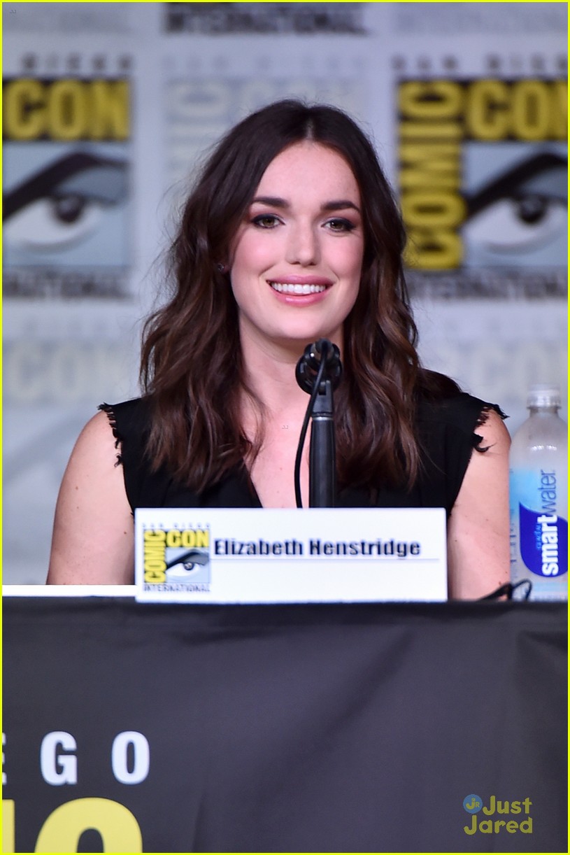 Chloe Bennet & Elizabeth Henstridge Announce 'SHIELD's Ghost Rider at Comic-Con 2016