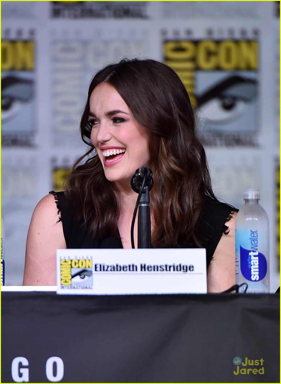 Chloe Bennet & Elizabeth Henstridge Announce 'SHIELD's Ghost Rider at Comic-Con 2016