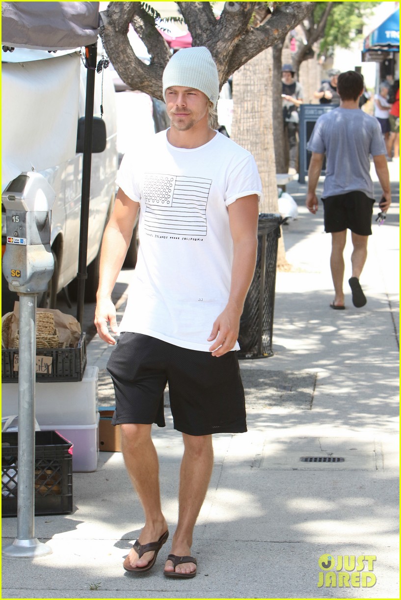 Derek Hough & Girlfriend Hayley Erbert Enjoy a Date at the Farmer's Market!