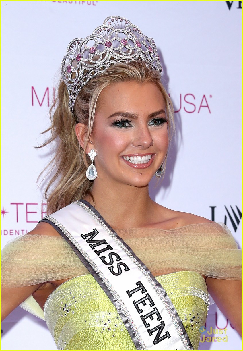 Miss Teen USA 2016 Karlie Hay Apologies For Past Language On Twitter